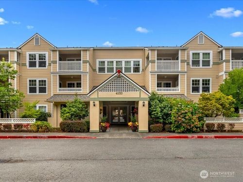 112-4133 224th Ln Se, Issaquah, WA, 98029-5203 | Card Image