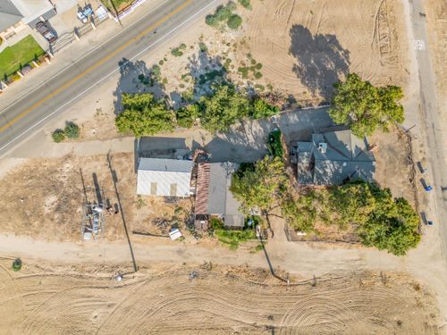 5920 W Springfield Ave, Raisin City, CA, 93652-9703 | Card Image