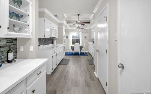 apt-605-1819 Babcock Rd, San Antonio, TX, 78229-4649 | Card Image