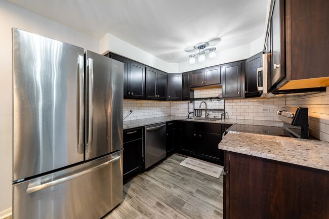 APT-3A - 4309 Park Lane Dr, Condo with 3 bedrooms, 2 bathrooms and 2 parking in Alsip IL | Image 6
