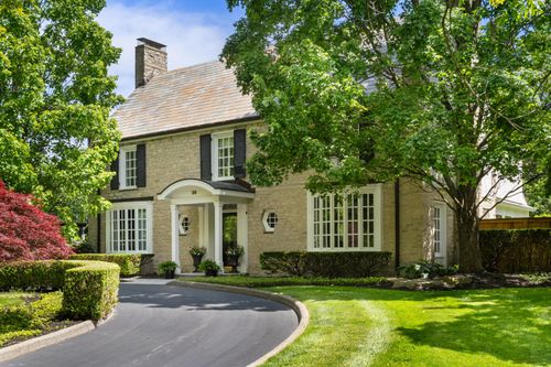 36 Ashbourne Rd, Bexley, OH, 43209-1451 | Card Image