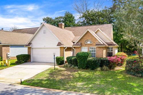 714 Putter Dr, Niceville, FL, 32578-3835 | Card Image
