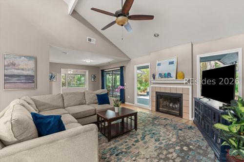 4 Sycamore Ln, Hilton Head Island, SC, 29926-1838 | Card Image