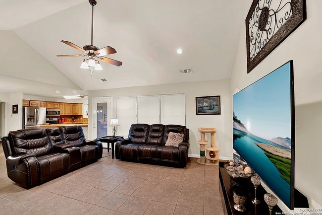 709 Voges St, House other with 4 bedrooms, 3 bathrooms and null parking in Poth TX | Image 19