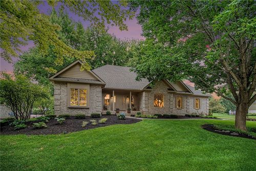 145 Countryside Dr, Troy, OH, 45373-4568 | Card Image