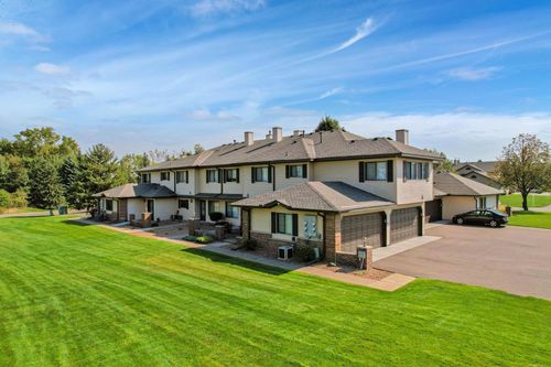 apt-8-9900 55th Ave N, Plymouth, MN, 55442-1979 | Card Image