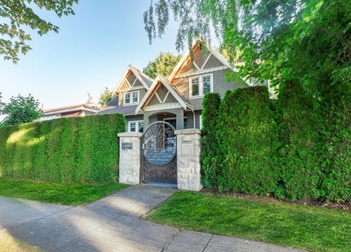 1030 W 33rd Ave, Vancouver, BC, V6M1A2 | Card Image