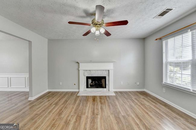 2355 Glen Chase Ln, House other with 3 bedrooms, 3 bathrooms and 4 parking in Lawrenceville GA | Image 9