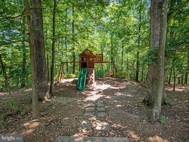 48 Patapsco Cir, House other with 5 bedrooms, 4 bathrooms and null parking in FALLING WATERS WV | Image 33