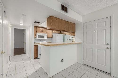 1148-540 N May, Mesa, AZ, 85201-4433 | Card Image