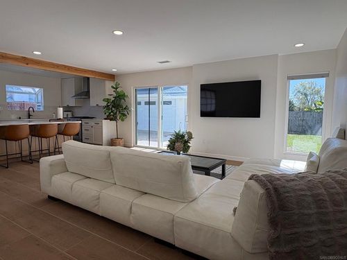 2949 Naugatuck Ave, San Diego, CA, 92117-2526 | Card Image