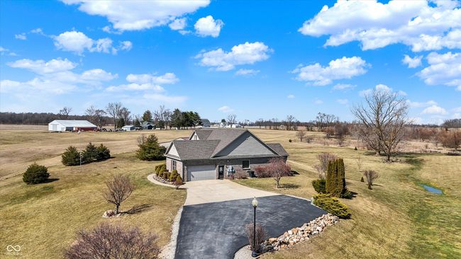 Side view of home. | Image 60
