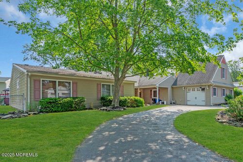 504 Devoe Ave, Forked River, NJ, 08731-1535 | Card Image