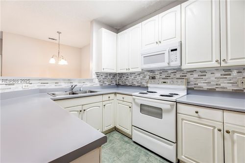 apt-1101-100 Kensington Blvd, Bluffton, SC, 29910-7484 | Card Image