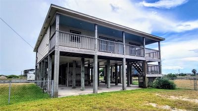 128 Canvas Back Ln, House other with 3 bedrooms, 2 bathrooms and 4 parking in Rockport TX | Image 1