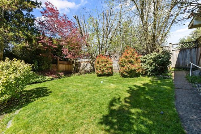1561 Jefferson Avenue, House other with 3 bedrooms, 2 bathrooms and 1 parking in West Vancouver BC | Image 15