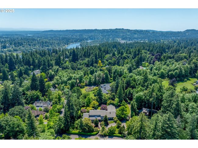 1890 S Greenwood Rd, House other with 5 bedrooms, 5 bathrooms and 2 parking in Portland OR | Image 44