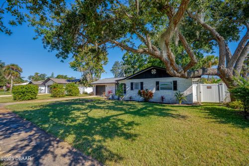 216 Brittany Ave, Port Orange, FL, 32127-5915 | Card Image