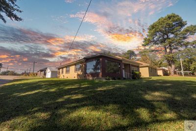 2201 N Akin Street, House other with 3 bedrooms, 1 bathrooms and null parking in Texarkana TX | Image 3