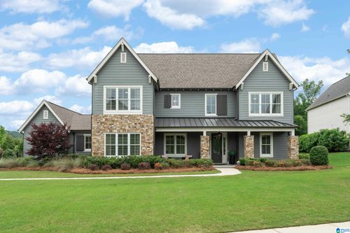 2708 Blackridge Ln, HOOVER, AL, 35244-5241 | Card Image