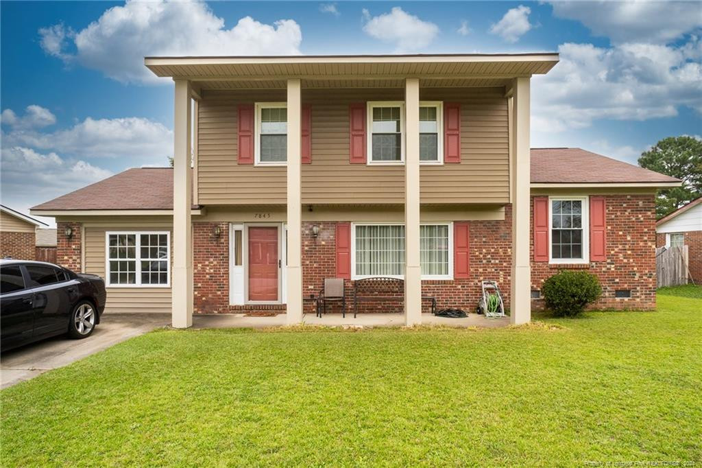 Adrian Dr, Fayetteville, NC 28314
