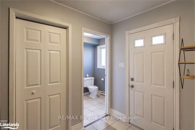 8 - 39 28th St S, Condo with 3 bedrooms, 2 bathrooms and 1 parking in Wasaga Beach ON | Image 16