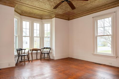 44 Elm St, Lancaster, NH, 03584-3121 | Card Image