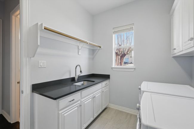 2023 Crockett Cir, House other with 4 bedrooms, 4 bathrooms and null parking in Irving TX | Image 33