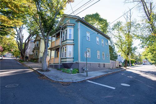 91 Jenkins St, Providence, RI, 02906-1846 | Card Image