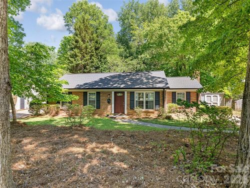 7811 Winterset Dr, Charlotte, NC, 28270-2174 | Card Image