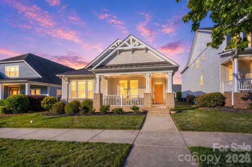 3577 County Down Ave, Kannapolis, NC, 28081-6439 | Card Image