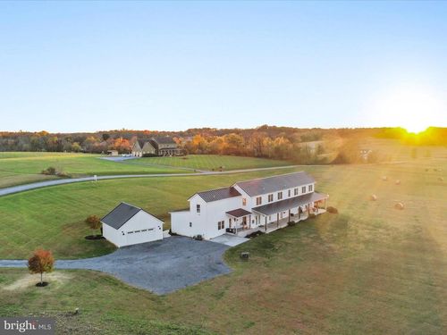 197 Rawhide Ln, Shenandoah Junction, WV, 25442-4823 | Card Image