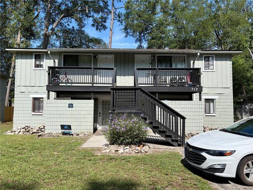 712 Sw 70th Ter, GAINESVILLE, FL, 32607-5820 | Card Image