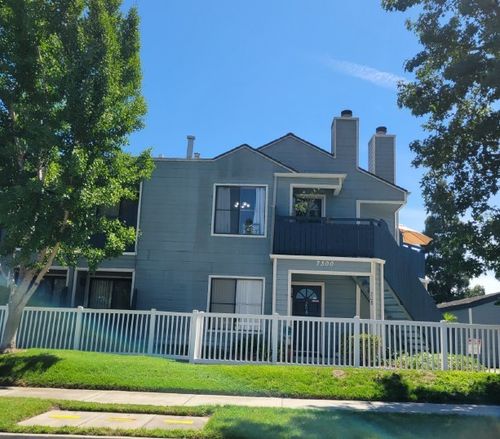 apt-207-7300 Quill Dr, Downey, CA, 90242-2016 | Card Image