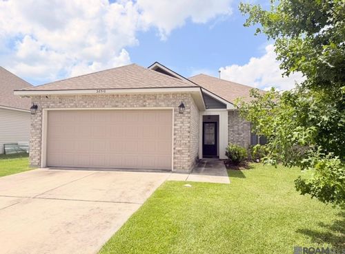 38510 Maidens Blush St, Gonzales, LA, 70737-6319 | Card Image
