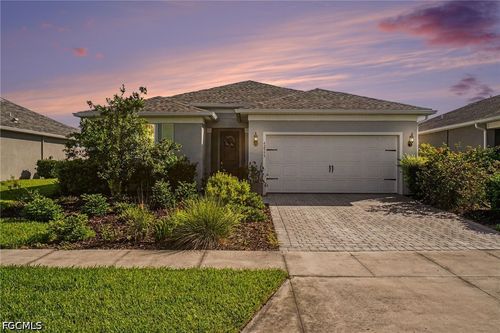 42999 Wiregrass Ln, PUNTA GORDA, FL, 33982-5074 | Card Image