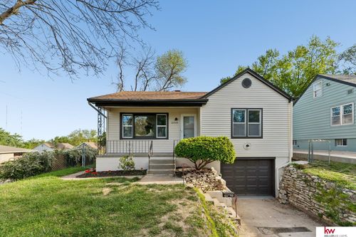 6044 Ruggles Street, Omaha, NE, 68104 | Card Image
