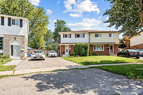 376 Vancouver Cres, Oshawa, ON, L1J5X9 | Card Image