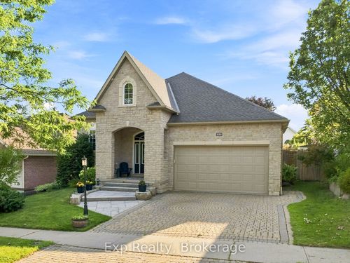 372 Parkview Hills Dr, Cobourg, ON, K9A5S6 | Card Image