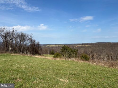2065 Leeds Manor Rd, DELAPLANE, VA, 20144 | Card Image