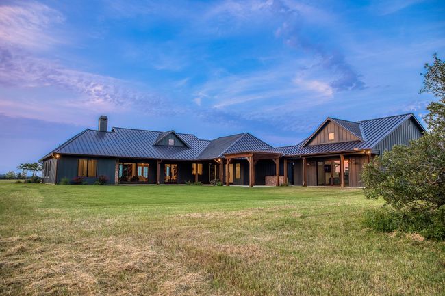 104 Hartfield Rd, Home with 4 bedrooms, 5 bathrooms and 3 parking in Round Top TX | Image 40