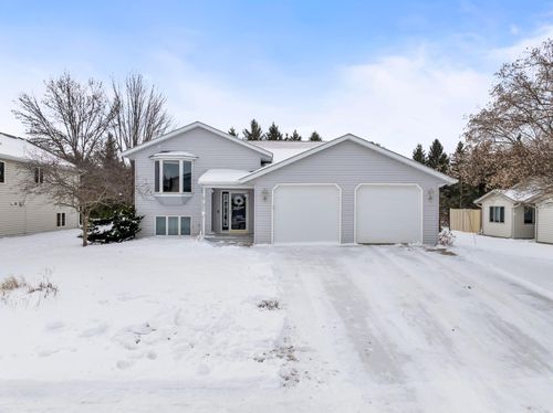 5 Lillie Ln Se, Pine Island, MN, 55963-6782 | Card Image