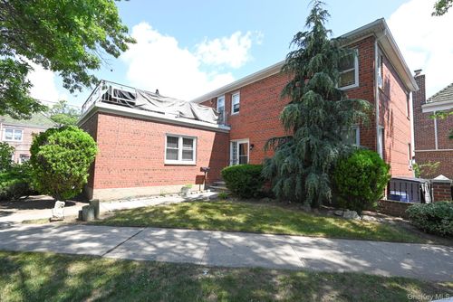 8223 Caldwell Ave, Middle Village, NY, 11379-1434 | Card Image