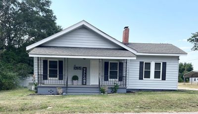 208 Hampton Street, House other with 3 bedrooms, 2 bathrooms and null parking in Iva SC | Image 1