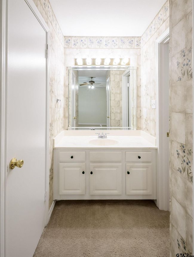 APT-602 - 5401 Hollytree Dr, Condo with 3 bedrooms, 2 bathrooms and null parking in Tyler TX | Image 13