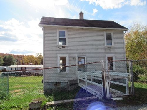 231 Wardentown Rd, Alverton, PA, 15612-1007 | Card Image