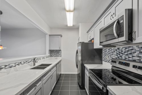 3124-3124 Holly Hall St, Houston, TX, 77054-4135 | Card Image