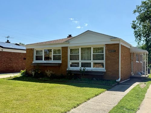 9424 Lorel Ave, Skokie, IL, 60077-1148 | Card Image