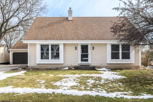 219 Willow Ct, Hartland, WI, 53029-1319 | Card Image