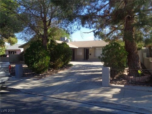 4013 El Camino Ave, Las Vegas, NV, 89102-3601 | Card Image